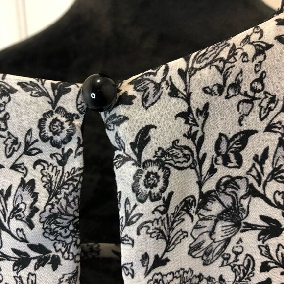 BCX black and white floral jumper romper x small - Picture 9 of 9